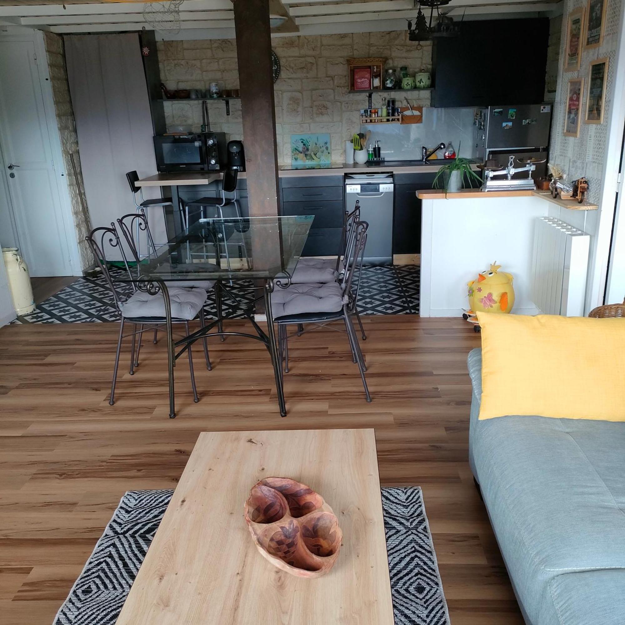 Grand Appartement Vue Magnifique Murat-le-Quaire Buitenkant foto